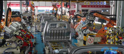 新車(chē)免費(fèi)開(kāi)!一周送7輛車(chē)!成功汽車(chē)就是這么&ldquo;豪橫&rdquo;!